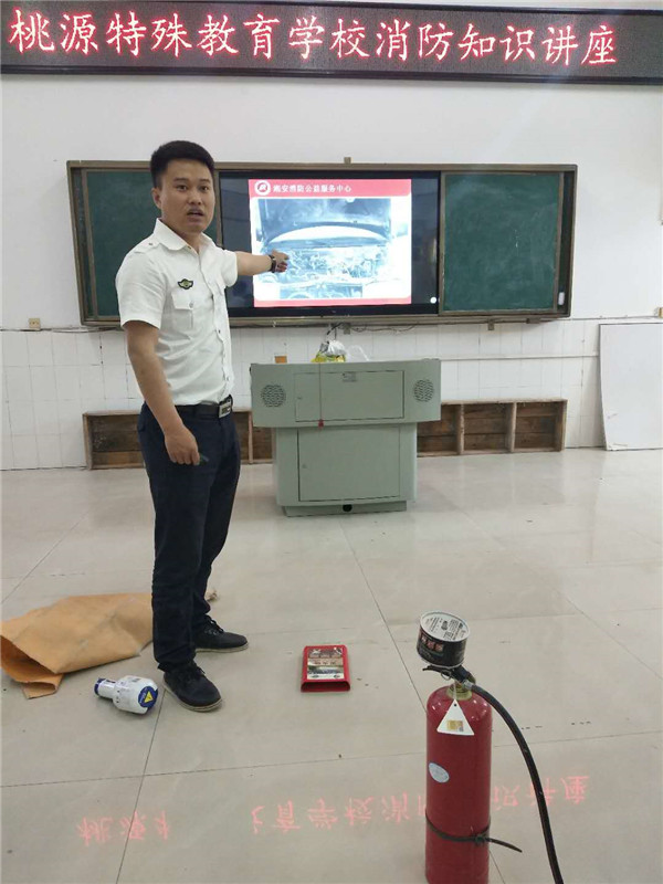 041804.jpg